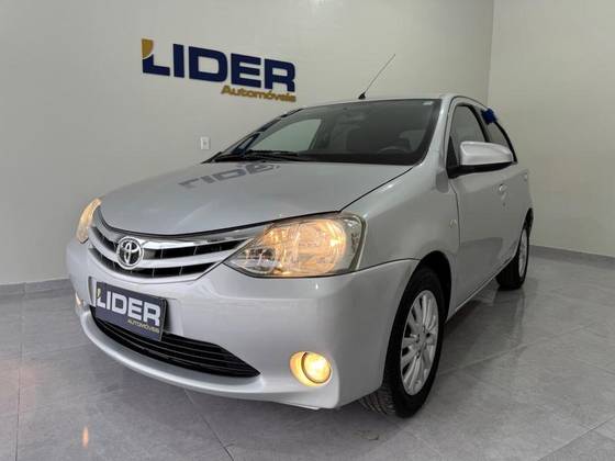 TOYOTA ETIOS 1.3 16V FLEX 4P MANUAL